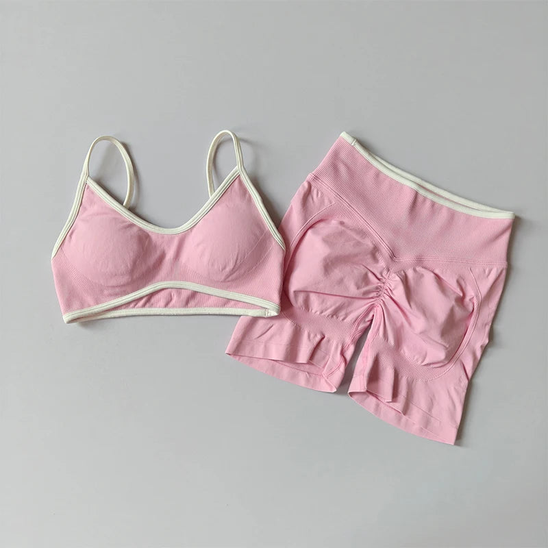 Seamless Yoga Set for Women – Crop Bra & Biker Shorts