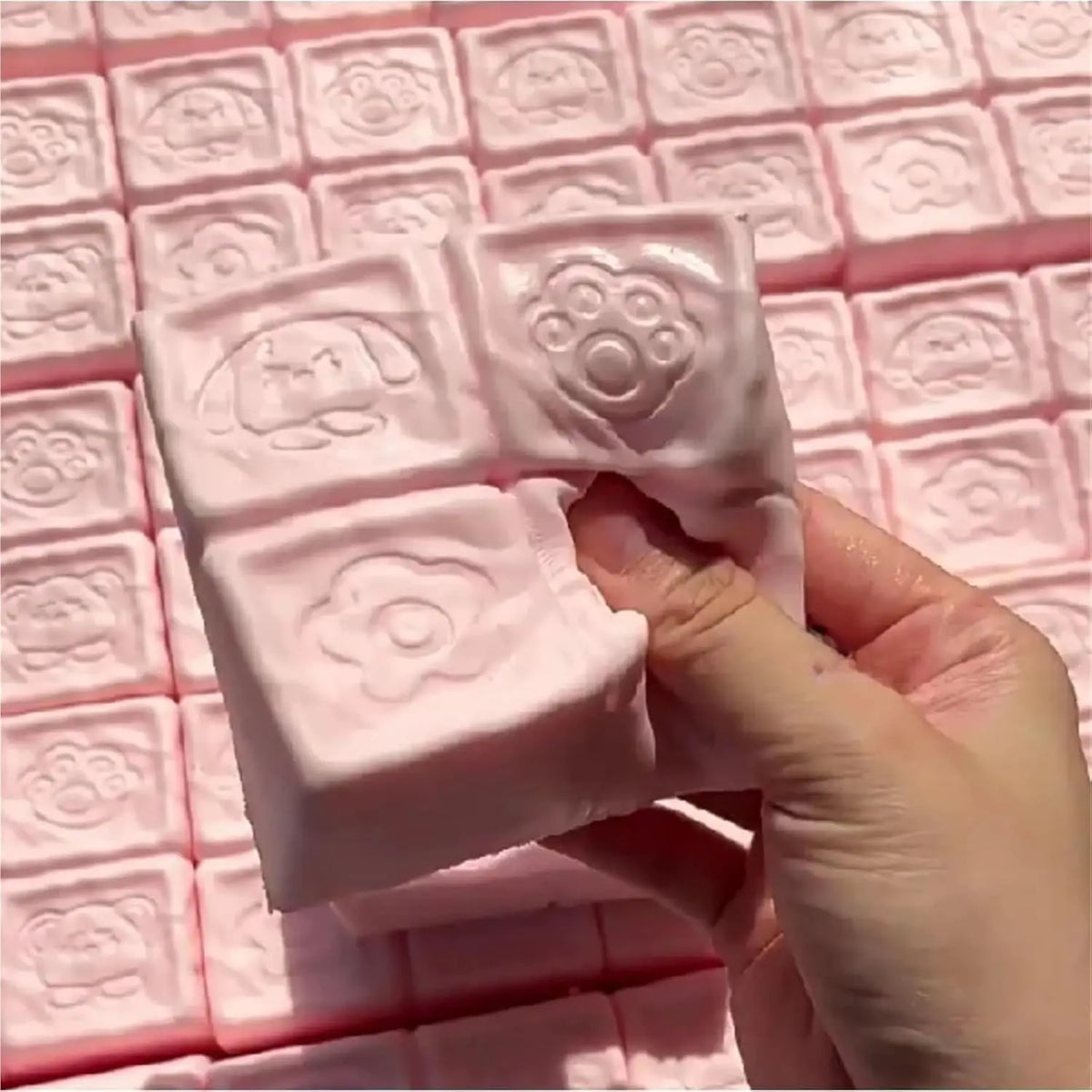 Cartoon Squishy Chocolate Bar Fidget Toy – 4-Grid Squeeze