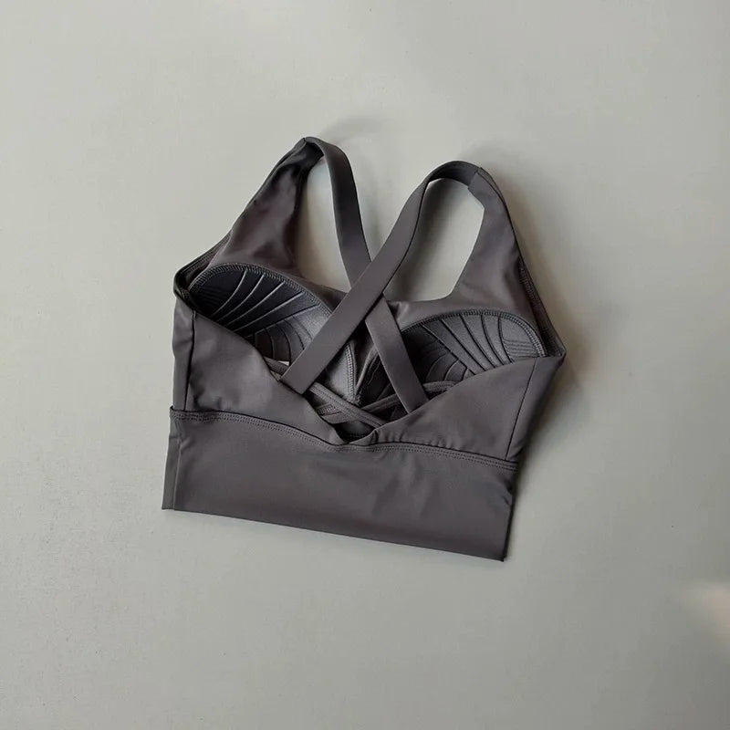 High-Impact Sports Bra with Built-In Cup – Shockproof Cross-Back