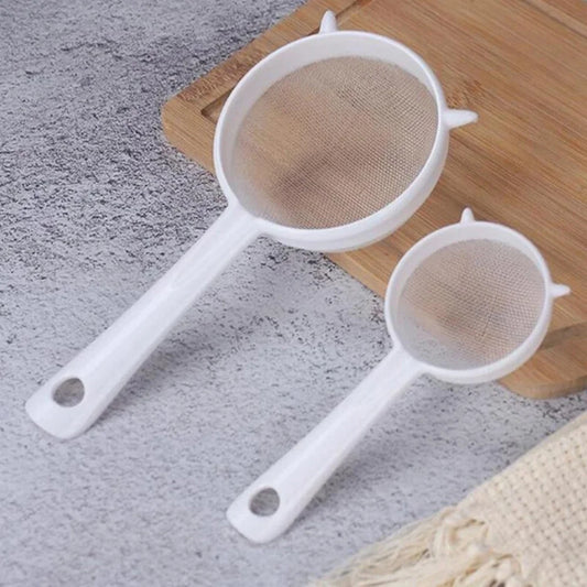 Handheld Plastic Tea Strainer & Flour Sifter – Reusable Kitchen Filter