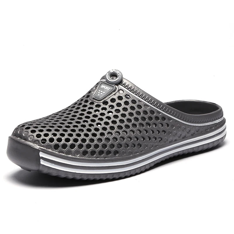 Hollow-Out Beach Clogs – Lightweight Unisex Non-Slip Sandals