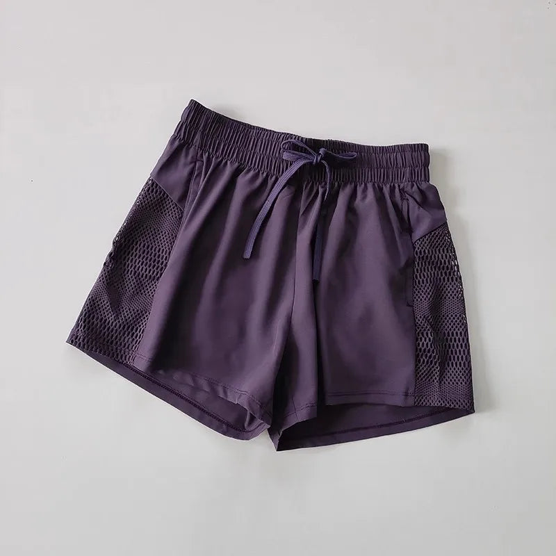 Women's Quick-Dry Sports Shorts – Loose Fit with Mesh Pockets