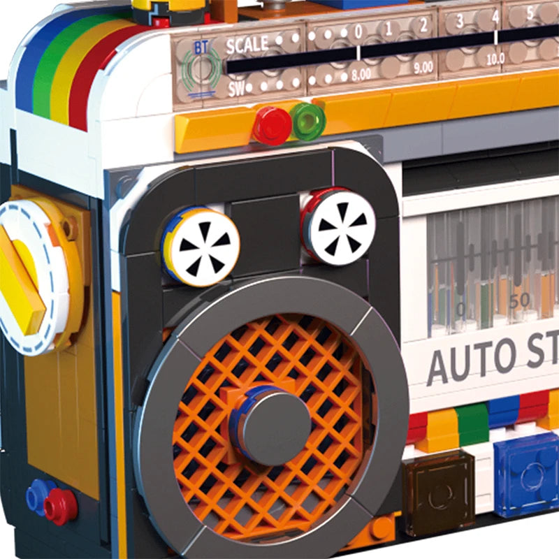 Retro Boombox Building Blocks Set – 554pcs DIY Radio Model Assembly Toy