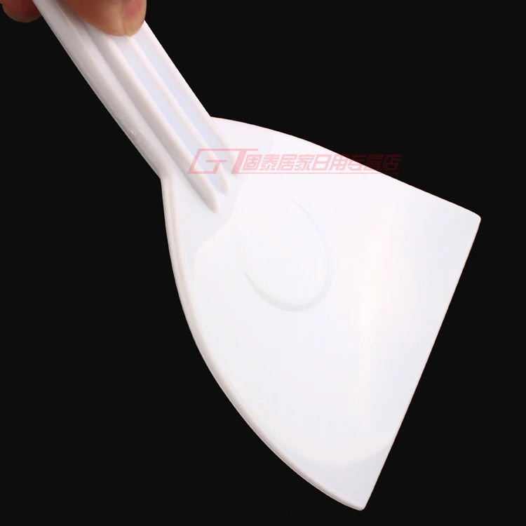 Plastic Dough Scraper – Bench Cutter & Butter Spreader for Baking