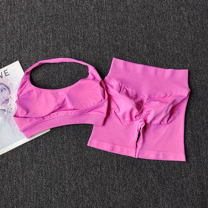 Seamless 2-Piece Workout Set – Halter Sports Bra & High-Waist Shorts