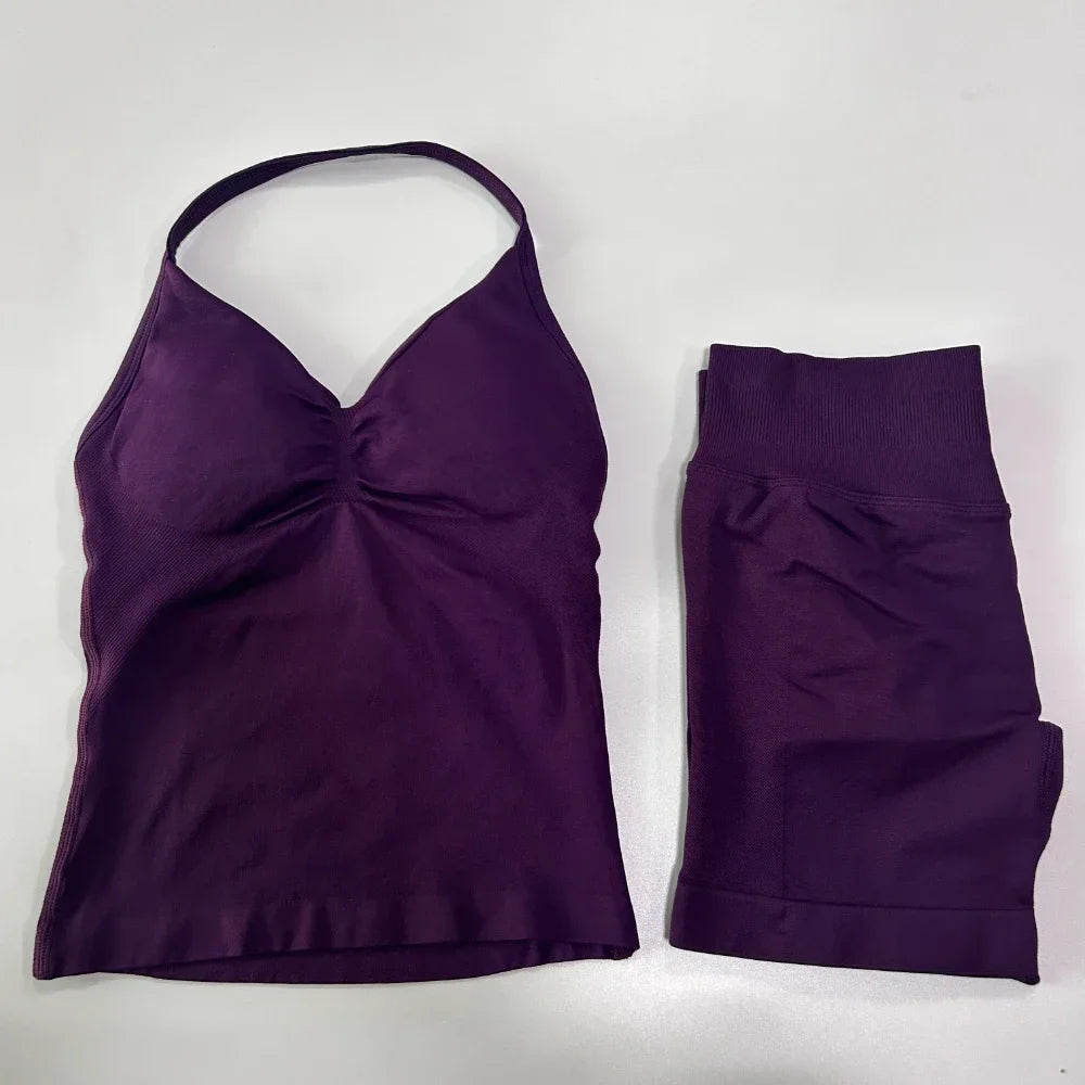 Women's 2-Piece Seamless Sports Set – Backless Tank Top & Scrunch Shorts