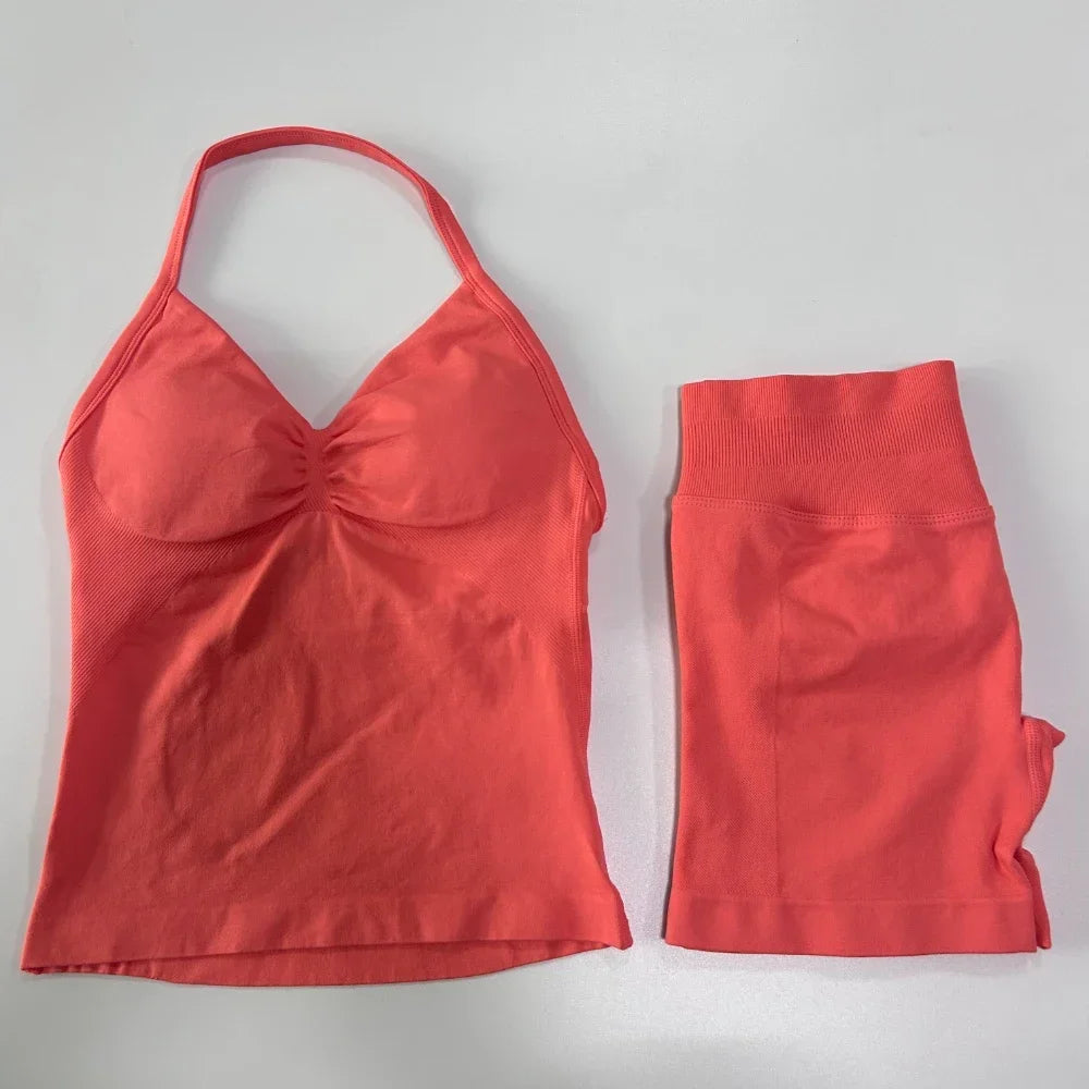 Women's 2-Piece Seamless Sports Set – Backless Tank Top & Scrunch Shorts