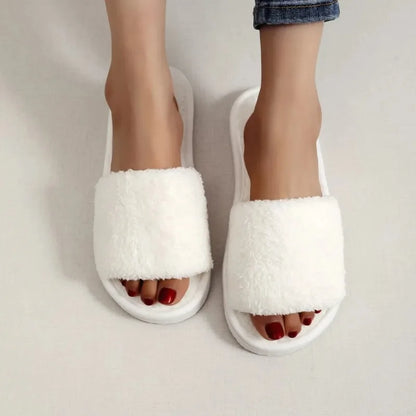 Women's Fluffy Fur Slide Slippers – Soft Plush Open-Toe Home Sandals