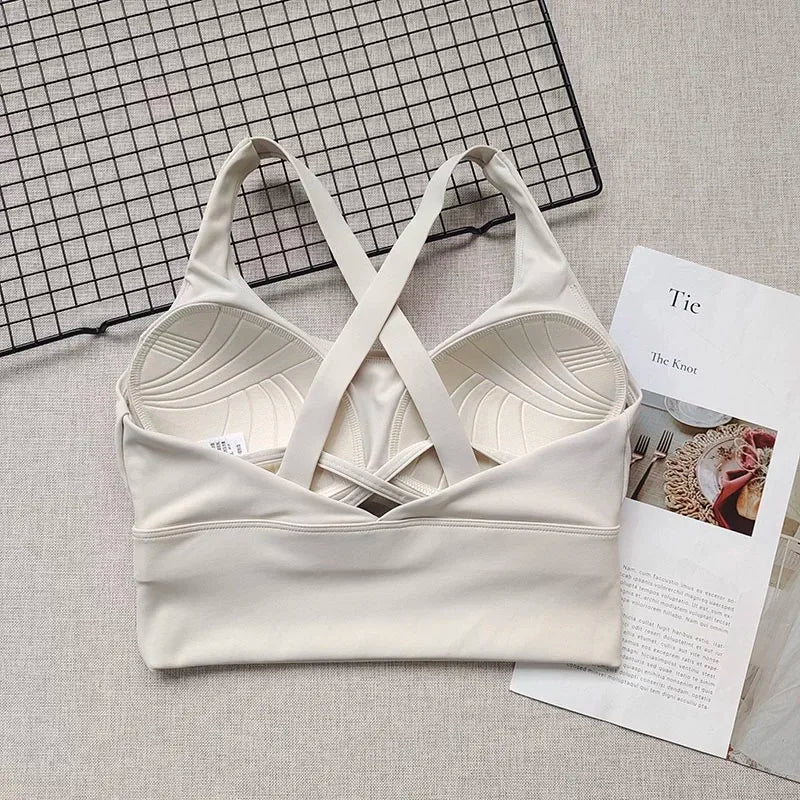 High-Impact Sports Bra with Built-In Cup – Shockproof Cross-Back