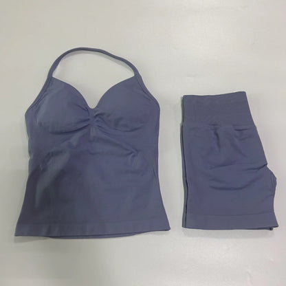 Seamless 2-Piece Gym Set for Women – Backless Tank Top & Scrunch Shorts