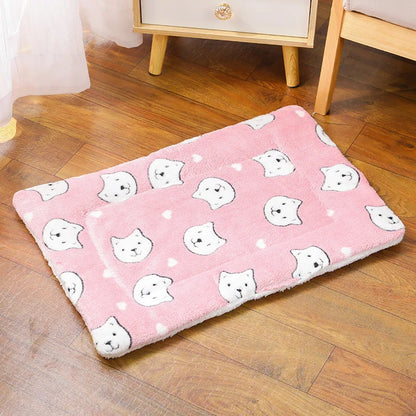 Plush Pet Sleeping Mat – Soft Warm Cushion for Cats & Dogs