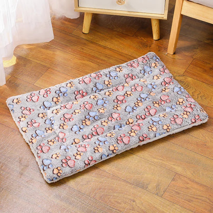 Plush Pet Sleeping Mat – Soft Warm Cushion for Cats & Dogs