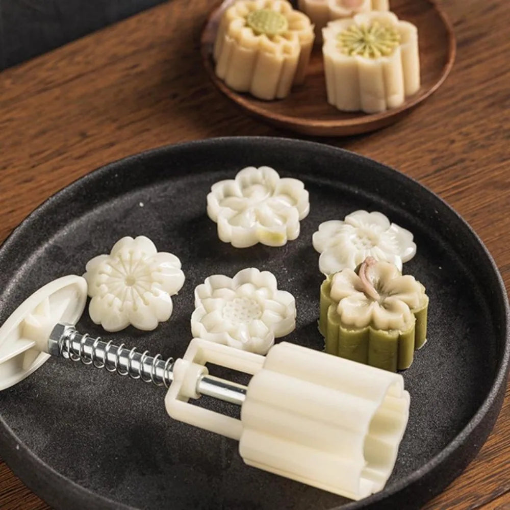 Mooncake Mold Hand Press – DIY Pastry & Mung Bean Cake Stamp