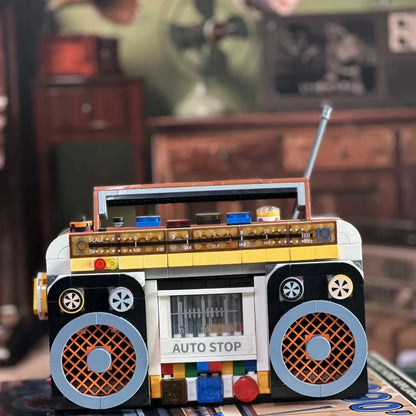 Retro Boombox Building Blocks Set – 554pcs DIY Radio Model Assembly Toy