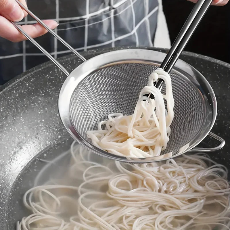Stainless Steel Fine Mesh Strainer with Handle – Multiple Sizes