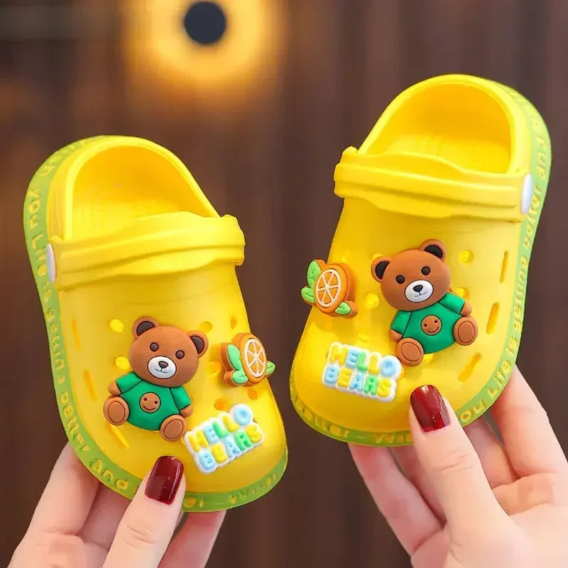 Kids Cartoon Clog Sandals – Cute Non-Slip Closed-Toe Shoes