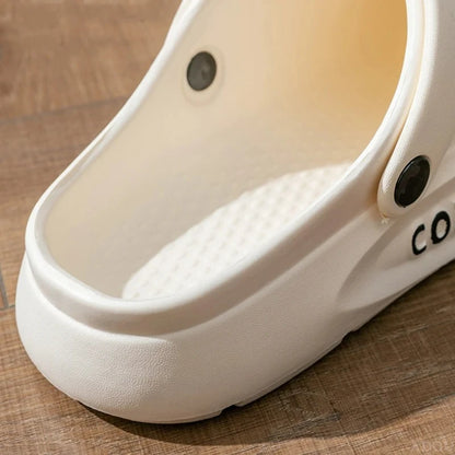 Comfort Clogs – Anti-Slip Hollow Thick-Sole Sandals for Women & Men