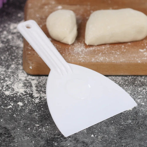 Plastic Dough Scraper – Bench Cutter & Butter Spreader for Baking