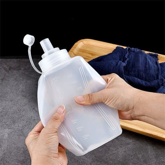 Squeeze Condiment Bottle – Large Capacity Sauce Dispenser