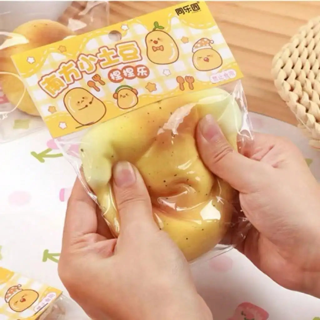 Potato Squishy Stress Ball – Water-Filled Slow Rising Toy