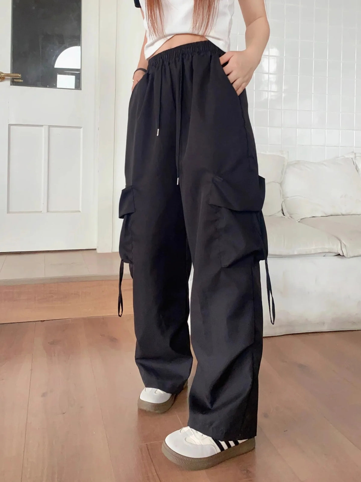 Women's Oversized Cargo Jogger Pants with Pockets