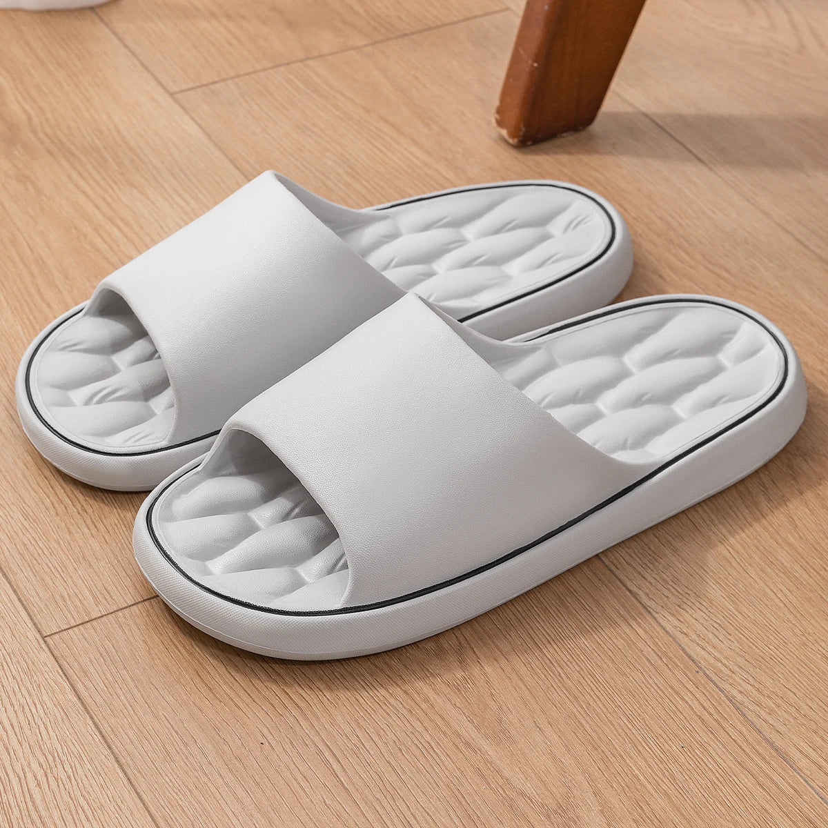 Men's Cloud Slide Sandals – Soft Non-Slip Indoor Outdoor Slippers