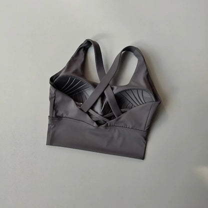 High-Impact Sports Bra with Built-In Cup – Shockproof Cross-Back