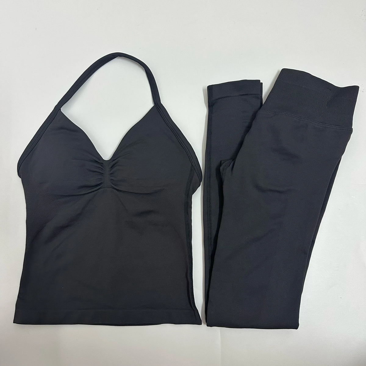 Women's 2-Piece Yoga Set – Backless Tank Top & Scrunch Leggings