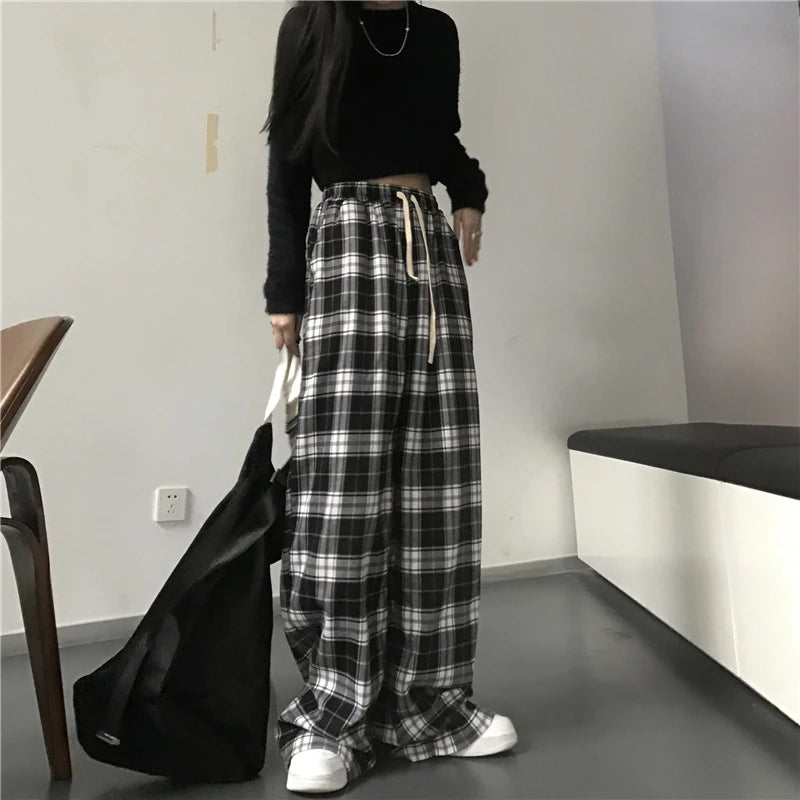 Plaid Baggy Sweatpants – Oversized Unisex Casual Pants with Pockets