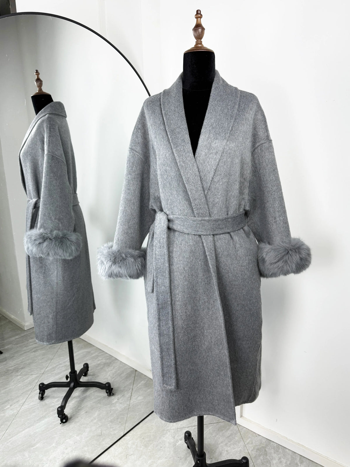 Women's Fox Fur Trim Double-Sided Wool Coat – Belted Elegant Wrap