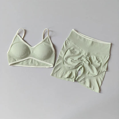 Seamless Yoga Set for Women – Crop Bra & Biker Shorts