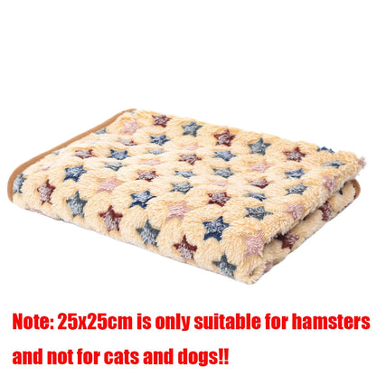 Soft Flannel Pet Blanket – Warm Paw Print Mat for Dogs & Cats