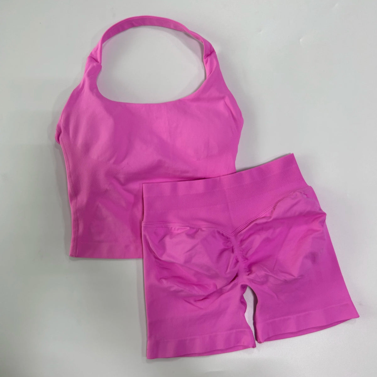 Women's 2-Piece Gym Set – Backless Halter Top & Seamless Shorts